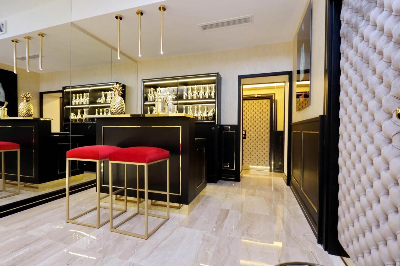 Trevi Diamond Luxury Suites & Jacuzzi - Rome — Photos 3